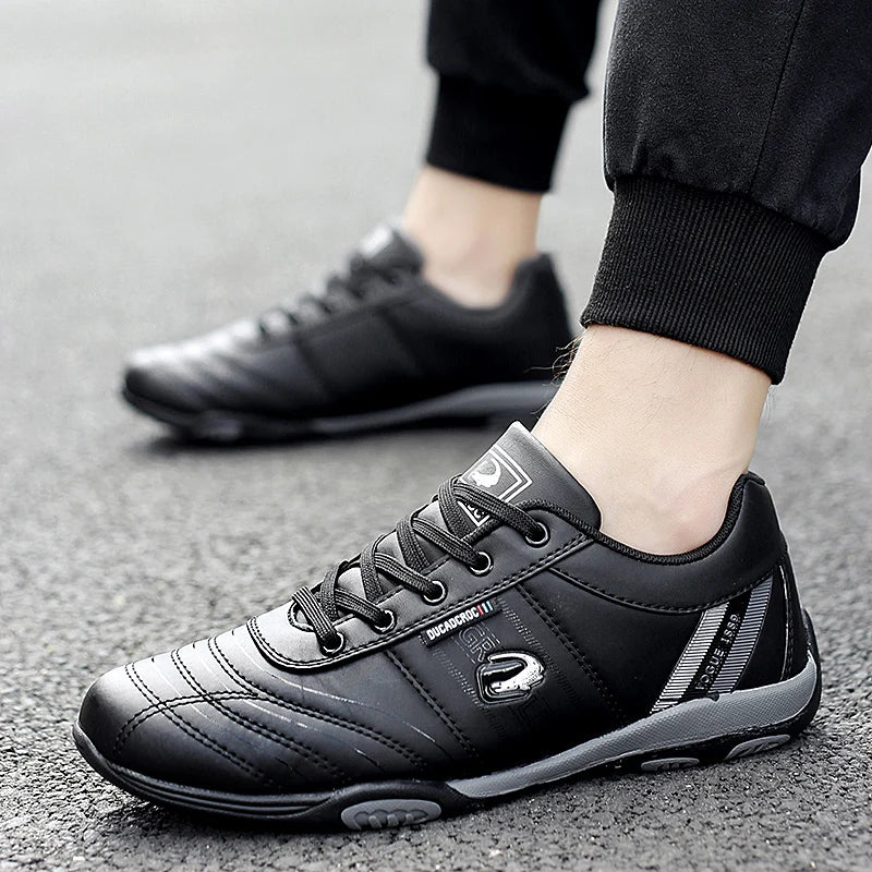 Rutschfeste Trainingsschuhe, Tennisschuhe