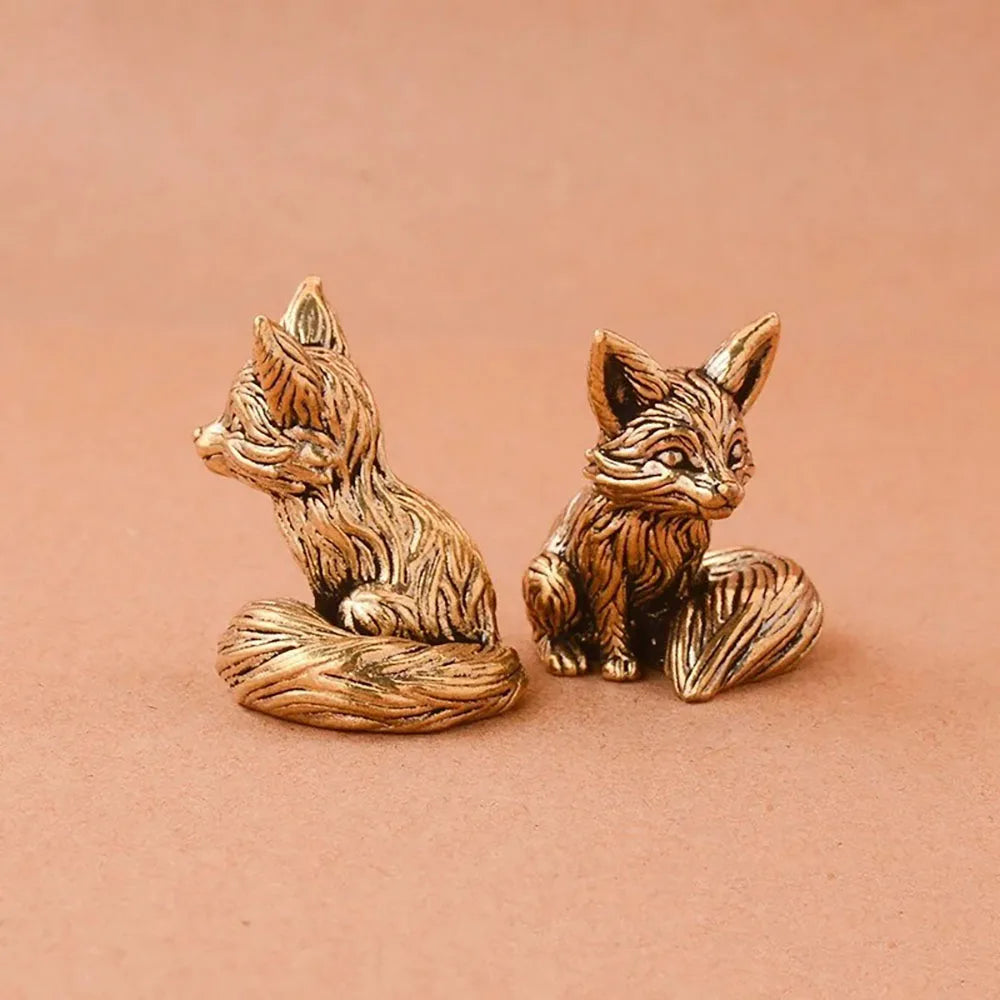 Niedliche Fuchs Miniatur für den Schreibtisch