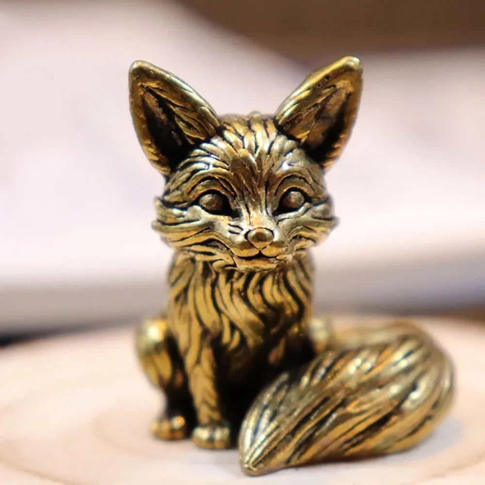 Niedliche Fuchs Miniatur für den Schreibtisch