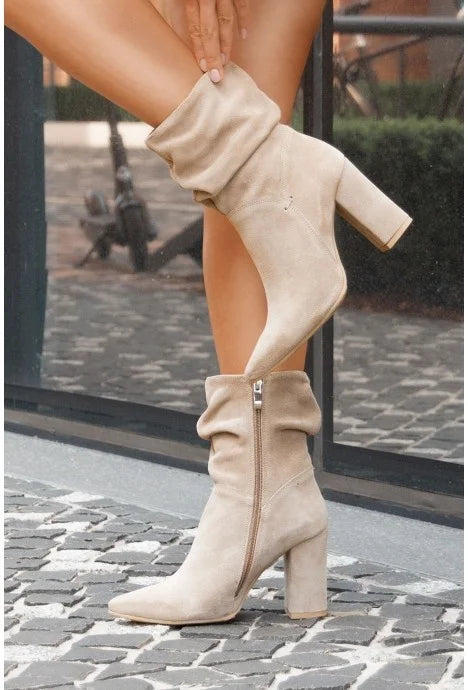 MW | Stiefel mit Blockabsatz aus Wildleder